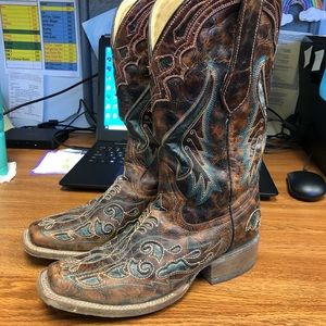 Corral boots